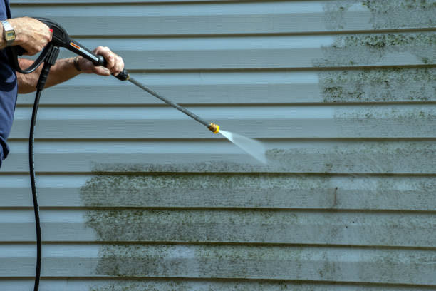 Why Choose Our Certified Pressure Washing Experts for Your Project Needs in East Palatka, FL?